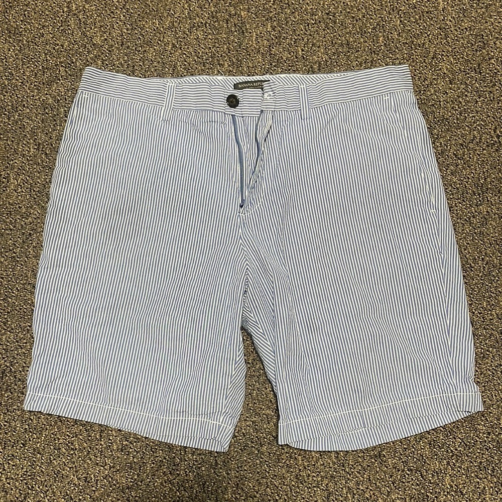 Banana Republic Aiden Short